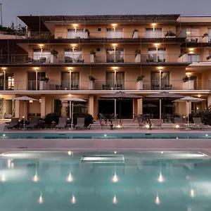 Resort Luna Minoica Suites&apartments, Montallegro